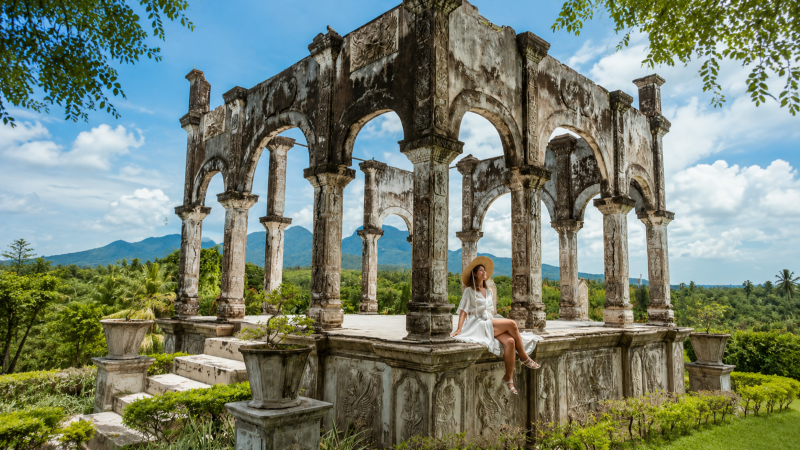East Bali Royal Water Palace & Virgin Beach Tour